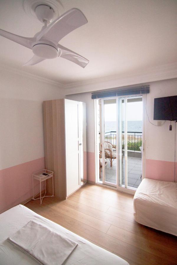 דירות אפאנומי Mini Studio Apt. מראה חיצוני תמונה